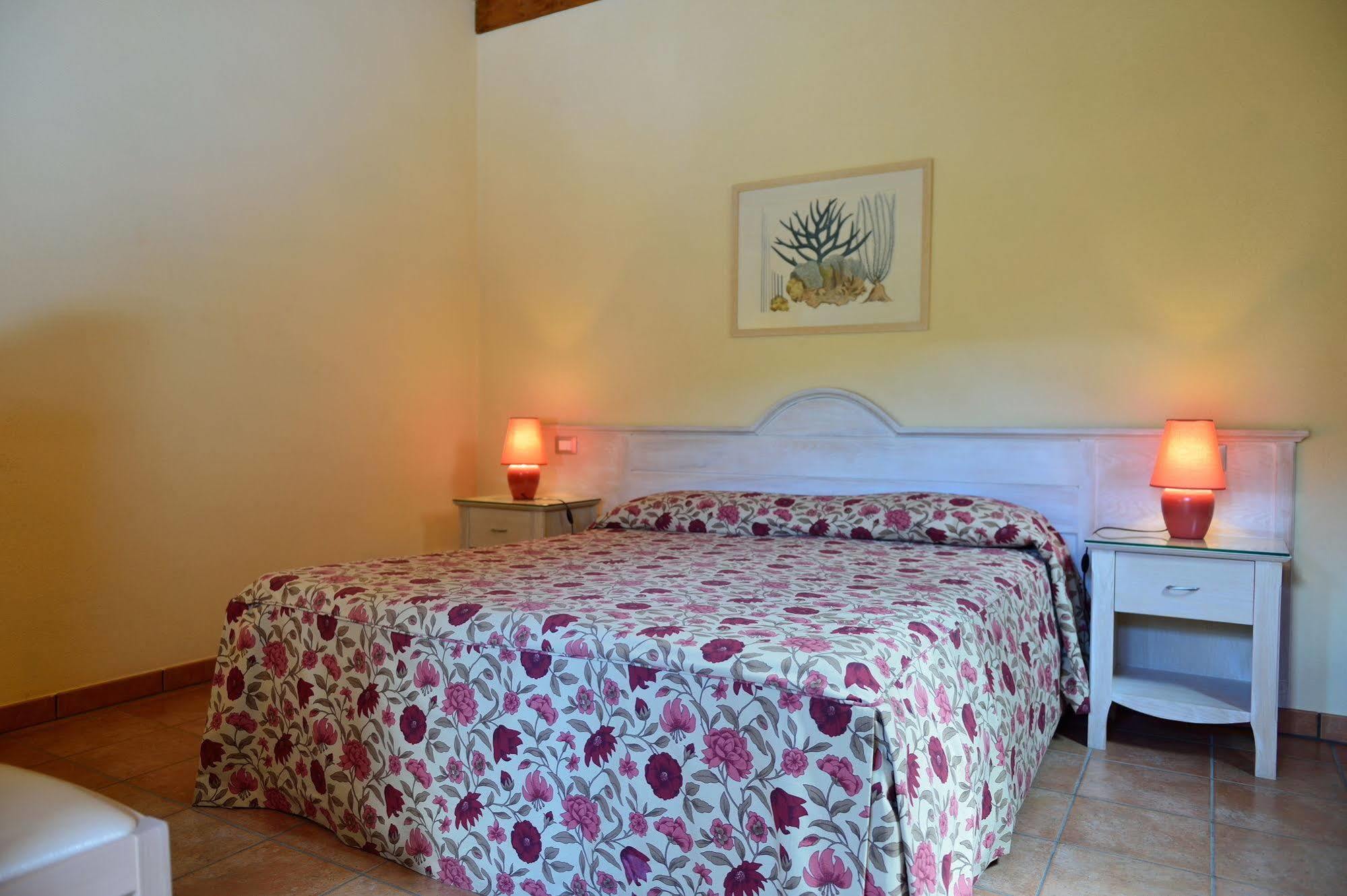 Hotel Acquasanta Terracina Exterior photo